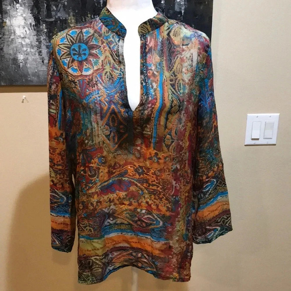 Chico’s Colorful 100% Silk Tunic Style Top with Long Sleeves Side Slits-Size 1 - Picture 1 of 13